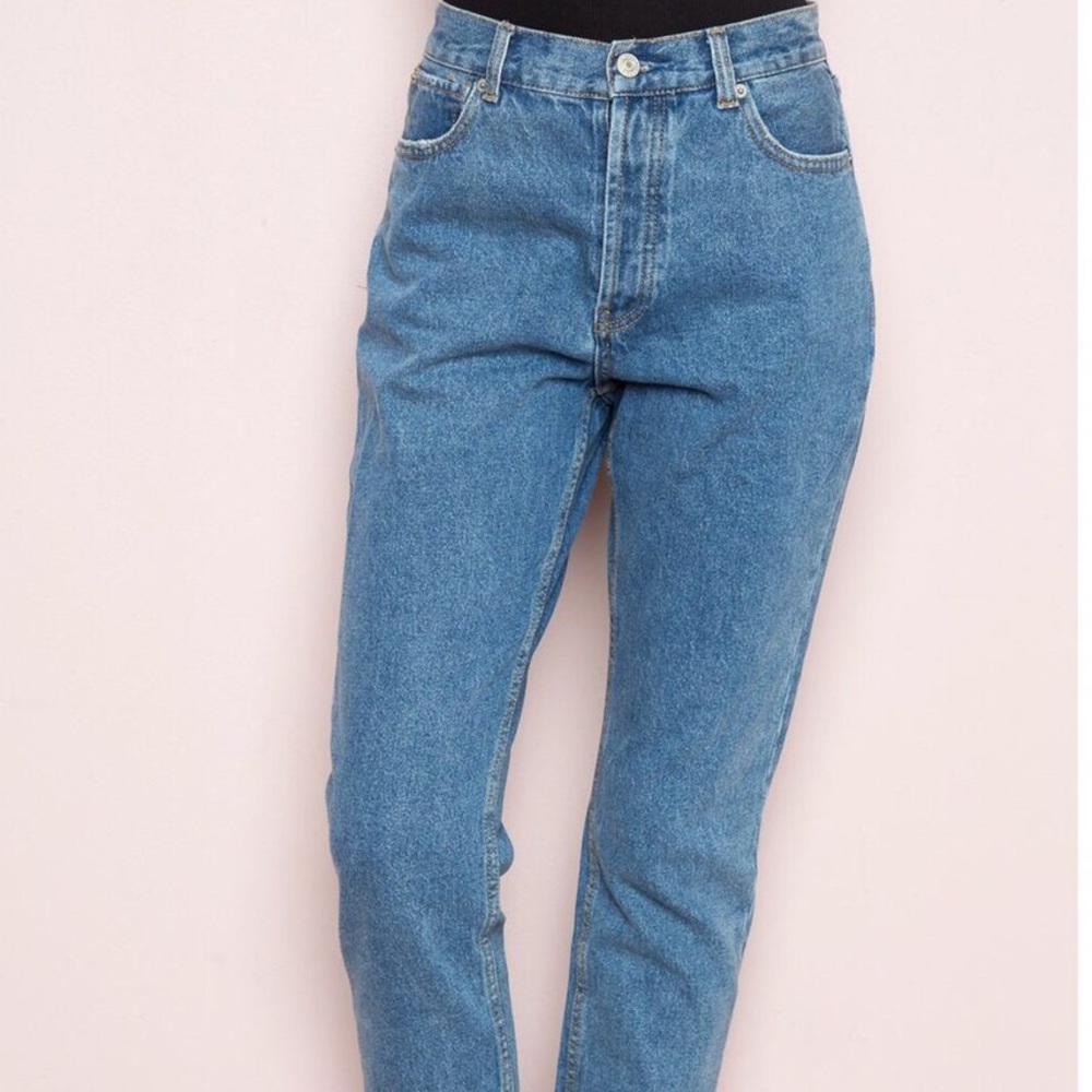 BRANDY MELVILLE JEANS